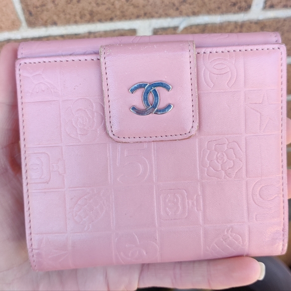 Chanel pink leather Bi-fold wallet - Picture 2 of 15